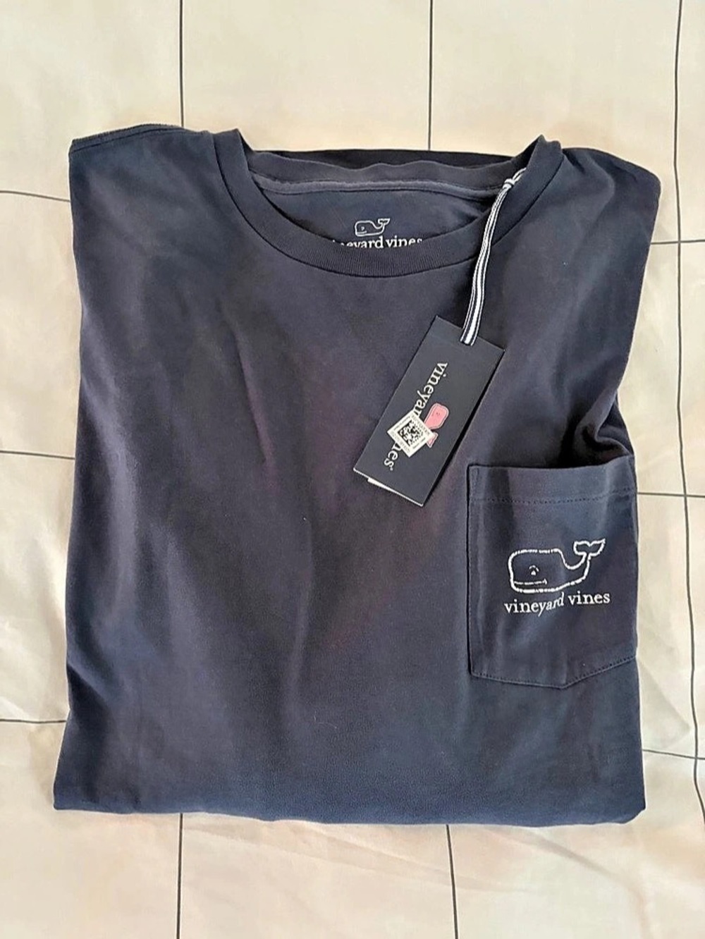 Vineyard Vines Long Sleeve Whale Top in Black XL NWT